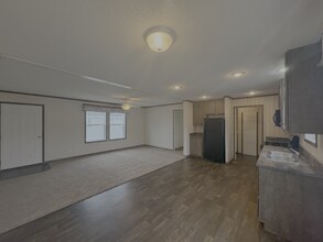 249 Laurel Leah in Oxford, MI - Building Photo - Building Photo