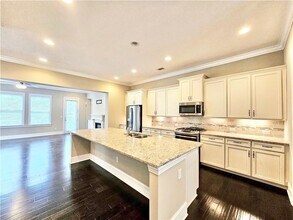 1826 Stephanie Trail NE in Atlanta, GA - Building Photo - Building Photo