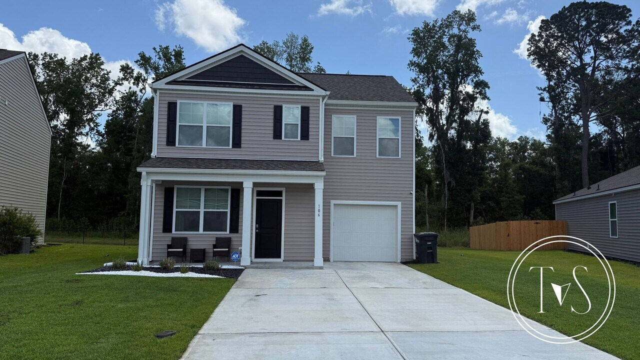 106 Hazy Ln in Hinesville, GA - Building Photo