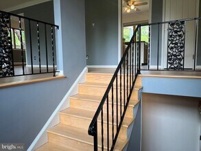 1446 Colleen Ln in McLean, VA - Building Photo - Building Photo