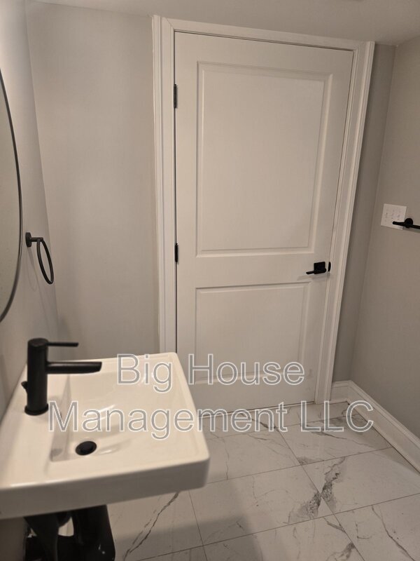 707 Druid Park Lake Dr in Baltimore, MD - Building Photo - Building Photo