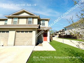 6315 Melanzane Ave in San Antonio, TX - Building Photo - Building Photo