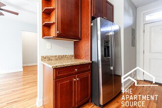 736 W Addison St, Unit S1 in Chicago, IL - Foto de edificio - Building Photo