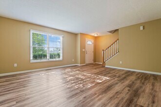 429 Albion St in Pickerington, OH - Building Photo - Building Photo