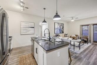 Vine + Vail Townhomes and Apartments in Grapevine, TX - Building Photo - Building Photo