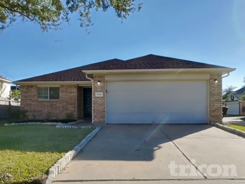 19111 Deep S Ct in Katy, TX - Building Photo
