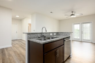 Arrowhead Apartments in Mebane, NC - Building Photo - Building Photo