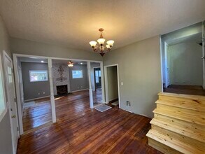 1417 N Broadway Ave in Springfield, MO - Building Photo - Building Photo