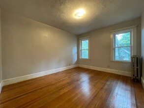 94 Winchester St in Brookline, MA - Building Photo - Building Photo