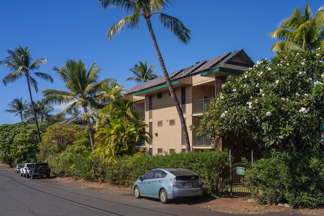 Kalama Terrace in Kihei, HI - Building Photo - Building Photo