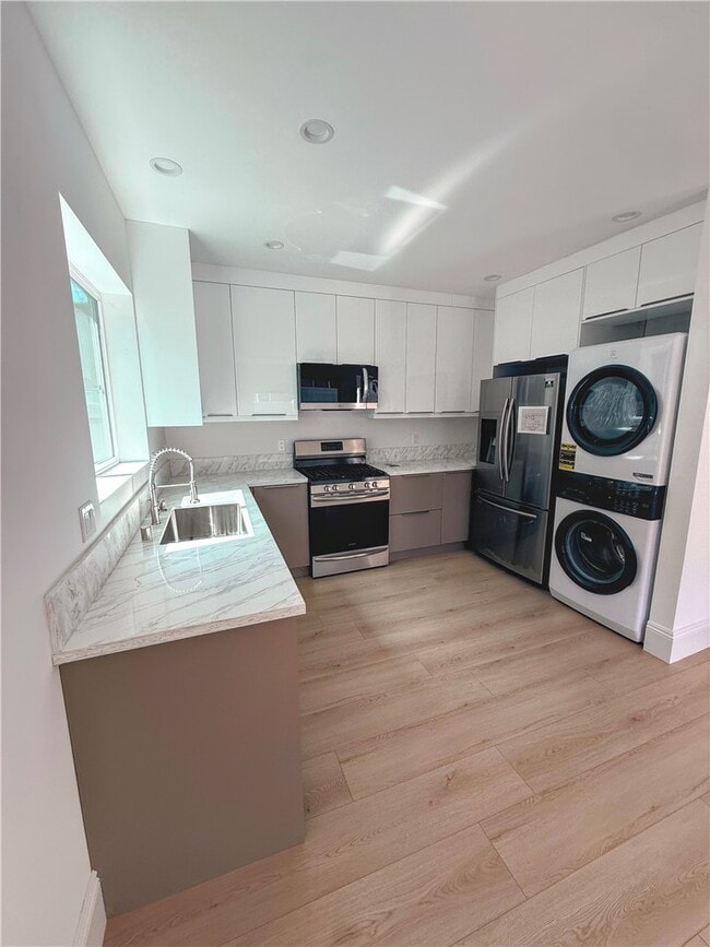 4151 W 172nd St in Torrance, CA - Building Photo - Building Photo