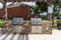 Harbour Point Apartments photo'