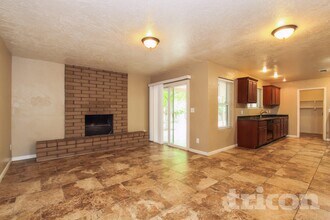 4309 W Ruth Ave in Glendale, AZ - Building Photo - Building Photo