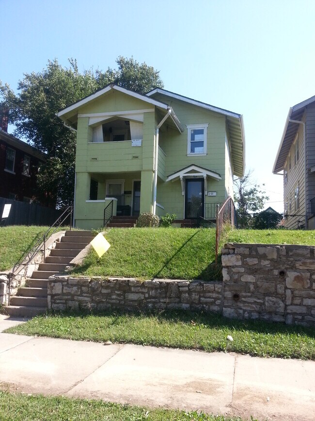 2405 Benton Blvd Rentals in Kansas City, MO