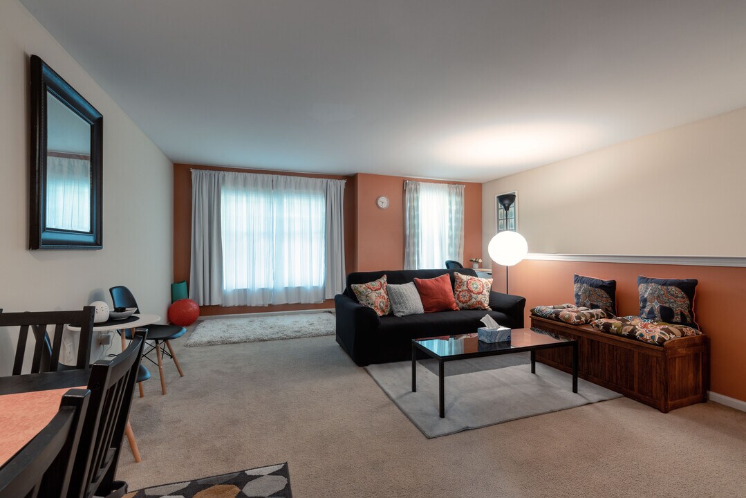 615 N 44th St in Philadelphia, PA - Building Photo
