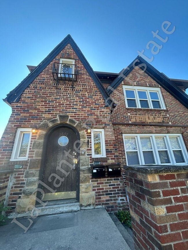 2647 Greenway St in Toledo, OH - Building Photo - Building Photo