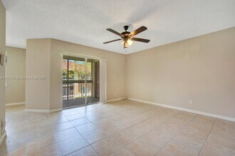 802 NW 92nd Ave, Unit 1800 in Plantation, FL - Building Photo - Building Photo
