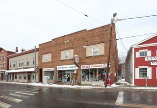 32-36 Main St in Thomaston, CT - Building Photo - Building Photo