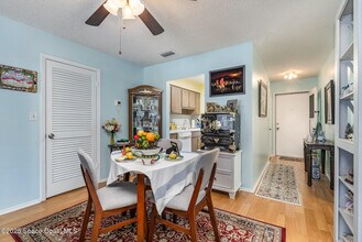 1047 Small Ct in Indian Harbour Beach, FL - Building Photo - Building Photo