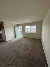 15111 Washington Ave-Unit -Apt 31 in San Leandro, CA - Building Photo - Building Photo