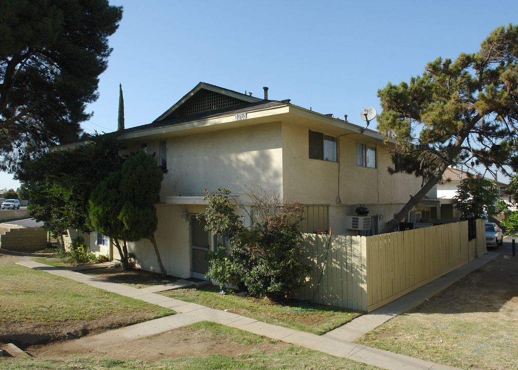 1265 W 10th St in Corona, CA - Building Photo