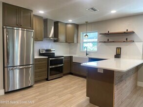 411 Palmetto Ave in Melbourne, FL - Building Photo - Building Photo