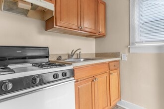 3317 Clark Cir in Norfolk, VA - Building Photo - Building Photo