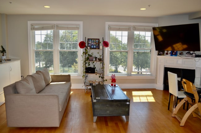 1306 Columbia Rd in Boston, MA - Building Photo - Building Photo