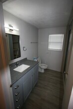 2211 Bridge St, Unit 2211 Bridge St in Gatesville, TX - Building Photo - Building Photo