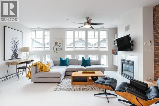 1072 Hamilton St in Vancouver, BC - Building Photo - Building Photo