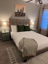 Villages of Royal Lane in Dallas, TX - Building Photo - Building Photo