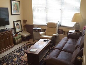 5357 Discovery Park Blvd in Williamsburg, VA - Foto de edificio - Building Photo