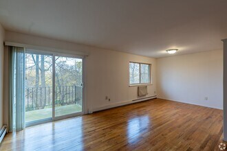 Siela Apartments in Croton-on-Hudson, NY - Building Photo - Interior Photo