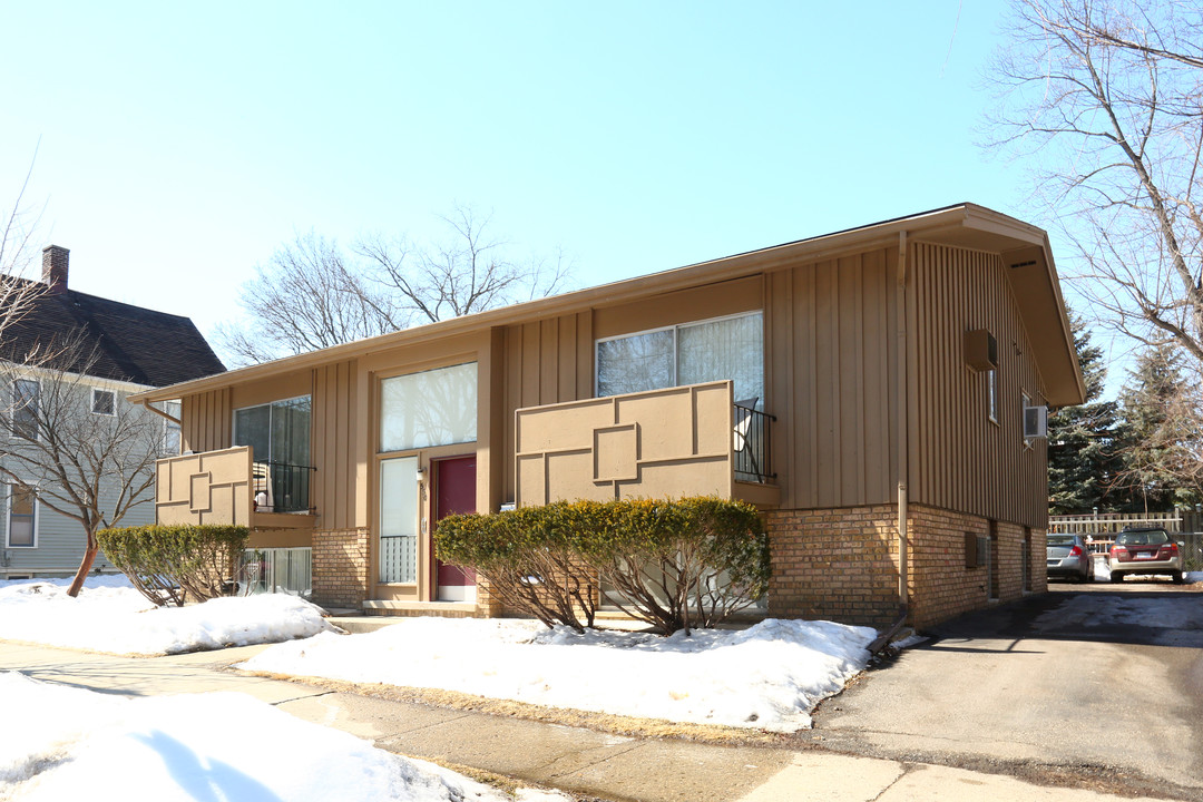 550 S Ashley St in Ann Arbor, MI - Foto de edificio