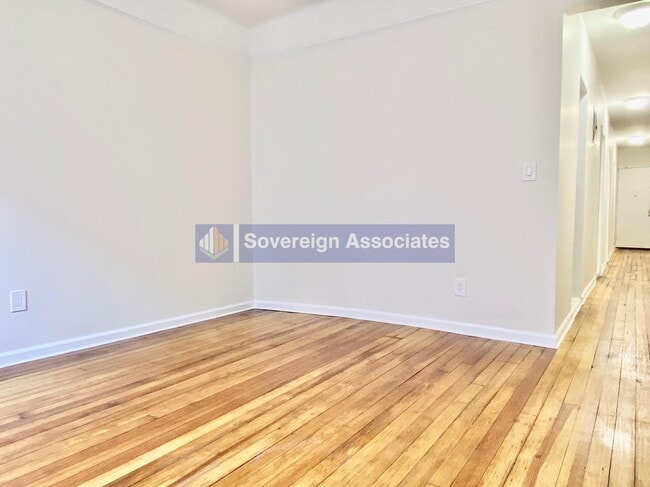 109 W 105th St in New York, NY - Building Photo - Building Photo