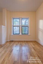 3829.5 N Fremont St in Chicago, IL - Building Photo - Building Photo