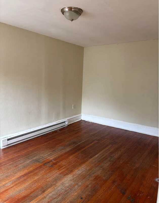 811 W Main St in Norristown, PA - Building Photo - Building Photo