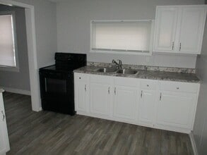 5309 Mc Clellan St in Fort Wayne, IN - Building Photo - Building Photo
