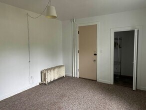705 E Grand Ave in Eau Claire, WI - Building Photo - Building Photo