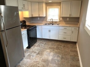 2017 Montezuma Ave in Leavenworth, KS - Building Photo - Building Photo
