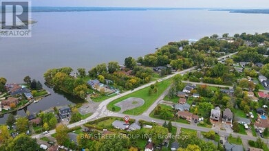 381 WATER Dr in Georgina, ON - Building Photo - Building Photo