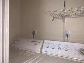 2028 Sunset Grove Ln in Clearwater, FL - Building Photo - Building Photo