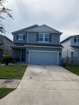 2294 Nuthatch St in St. Cloud, FL - Building Photo