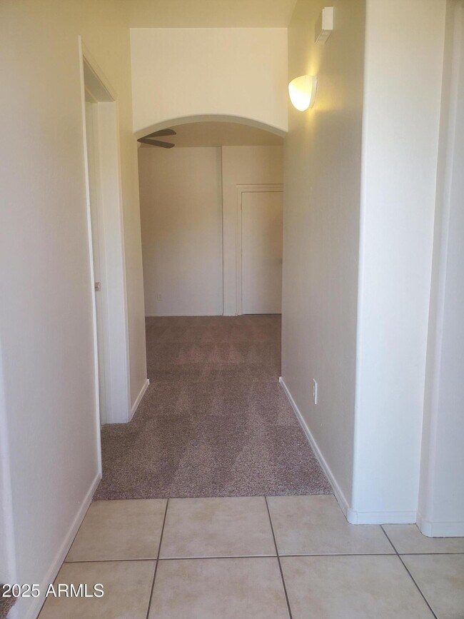 5338 W Albeniz Pl in Phoenix, AZ - Building Photo - Building Photo