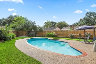 11111 Sagepike Cir in Houston, TX - Building Photo - Building Photo