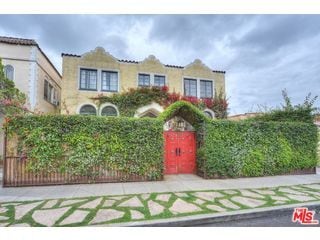 1909 N Commonwealth Ave in Los Angeles, CA - Building Photo - Building Photo