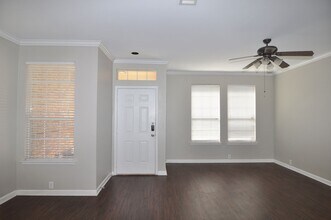 2214 Glacier Park Ln in Grand Prairie, TX - Building Photo - Building Photo
