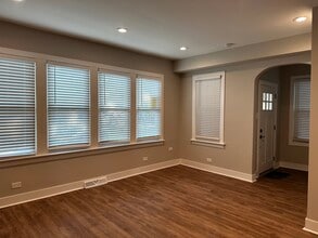 3703 Blanchan Ave in Brookfield, IL - Building Photo - Building Photo