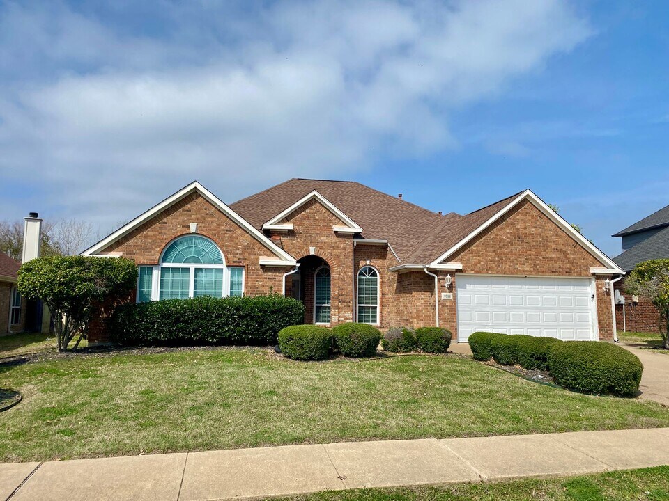 9713 Lancashire Dr N in Rockwall, TX - Building Photo