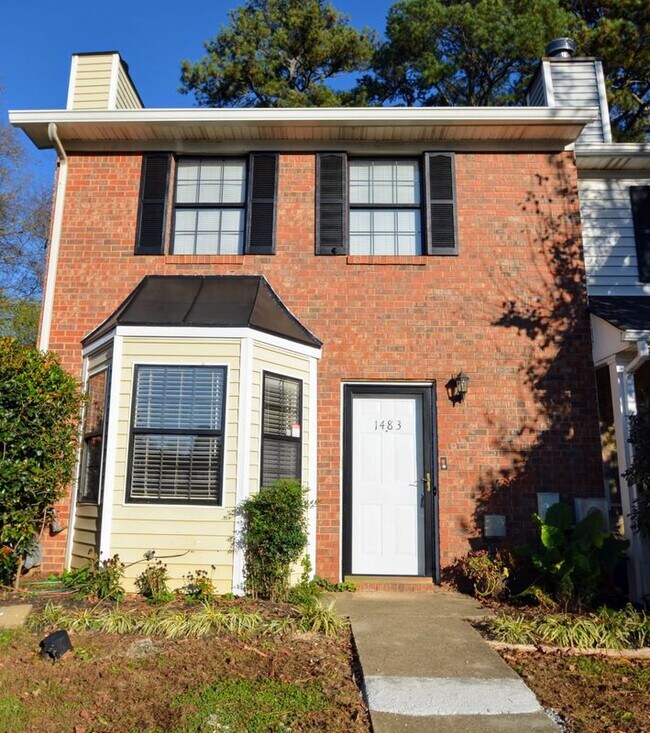 property at 1483 Springleaf Cir SE